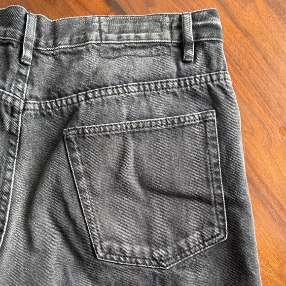 Zara Men's Black Denim Shorts - size 34 - Picture 4 of 5